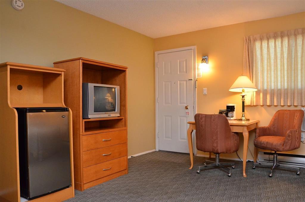 Canadas Best Value Inn Kelowna Camera foto