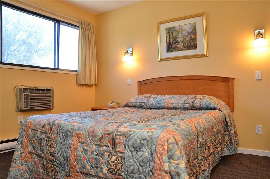 Canadas Best Value Inn Kelowna Camera foto