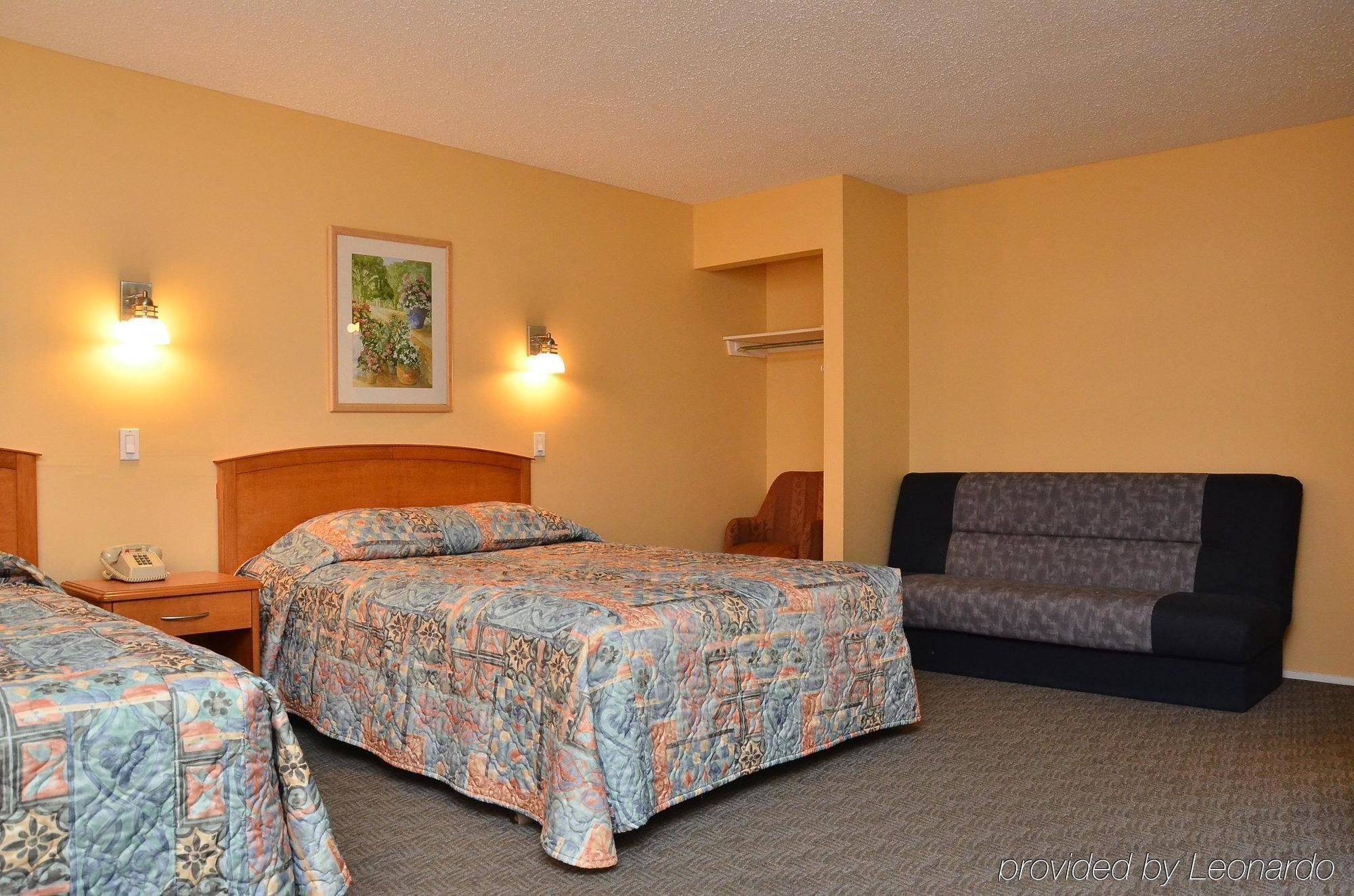 Canadas Best Value Inn Kelowna Camera foto