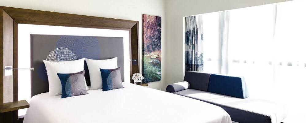 Canadas Best Value Inn Kelowna Esterno foto